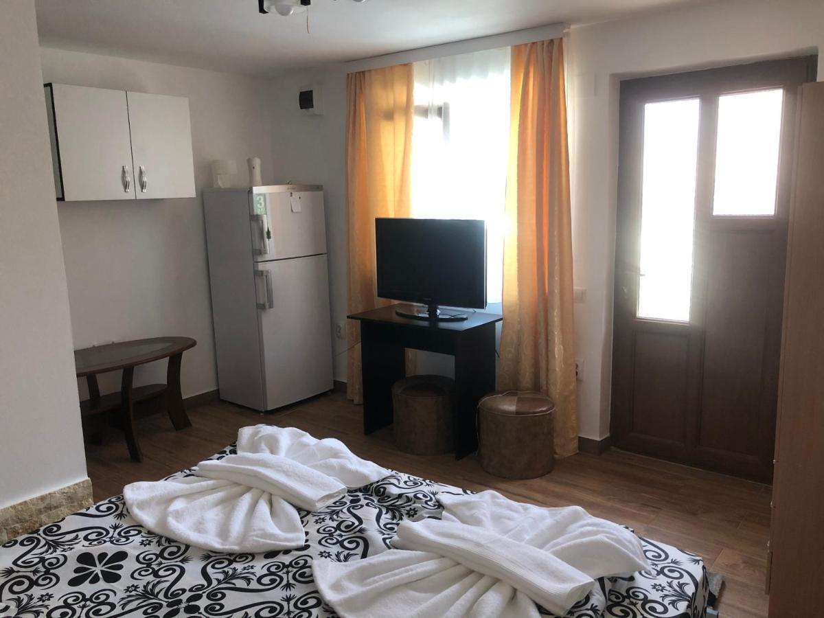 Călimăneşti Casa Flori酒店 外观 照片